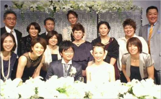 平井理央アナと旦那の結婚披露宴画像