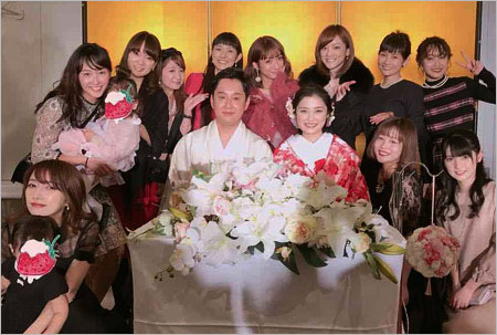 石川梨華と夫・野上亮磨の結婚式にモー娘。OG集結画像