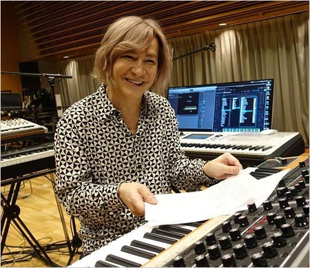 小室哲哉が活動再開後の画像
