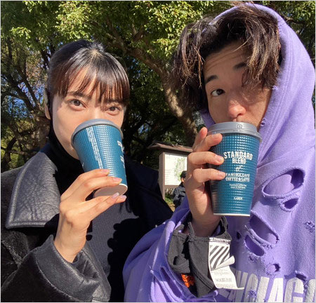 才賀紀左衛門と恋人・絵莉(阪田絵莉か?)