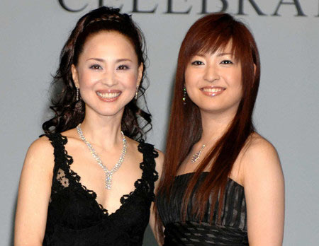 松田聖子と娘・神田沙也加の親子2ショット画像(ティファニー晩餐会)