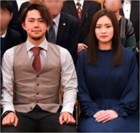 古谷優人投手と妻の画像