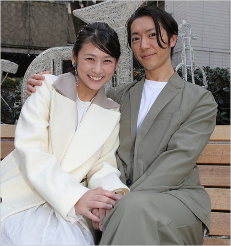 小阪由佳と夫の元俳優・栩原楽人