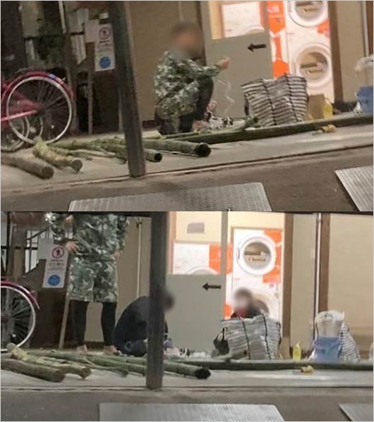 脱出島で使うイカダをスタッフが作っている画像