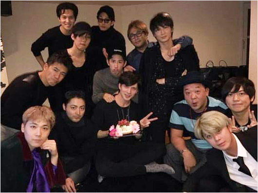 東谷義和も参加の城田優の誕生日会画像