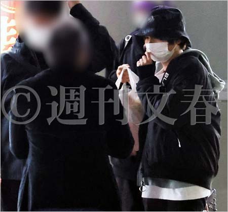 伊野尾慧が週刊文春の直撃取材時の画像