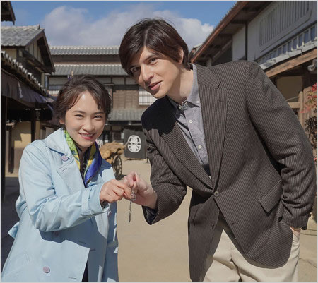 カムカムエヴリバディ出演の城田優(ビリー)と川栄李奈(ひなた)