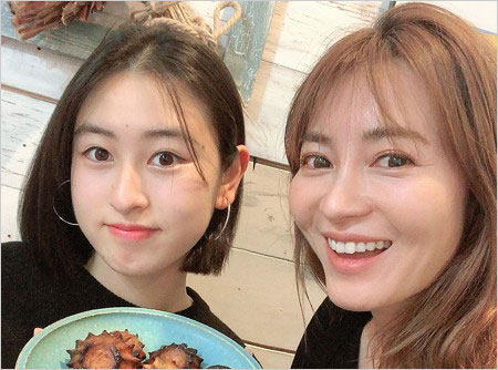 新山千春と長女もあ