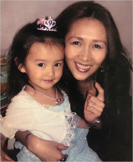 工藤静香と幼少期の次女Koki2ショット画像