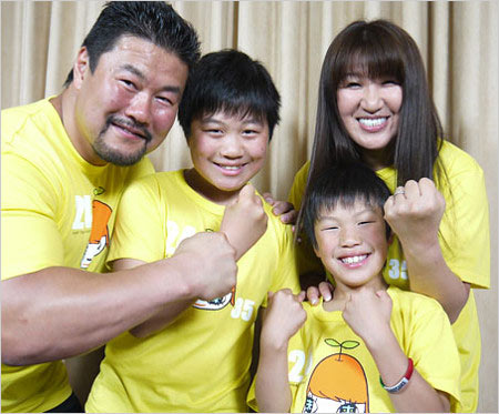 『24時間テレビ』北斗晶・佐々木健介ファミリー子供たちの画像