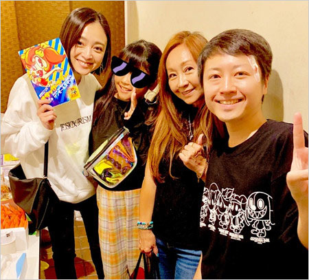 安達祐実と長女、母親・安達有里＆兄・長谷川哲朗