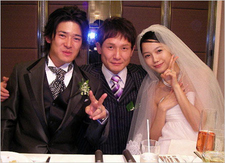 高岡蒼佑と元妻・宮崎あおい結婚式画像