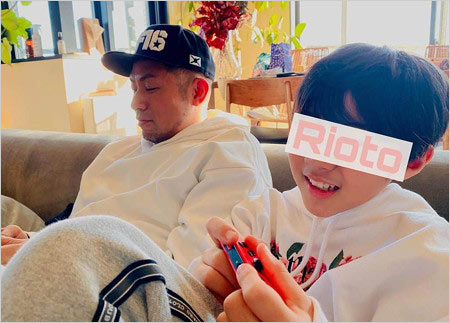 鈴木紗理奈の元旦那テラシーと息子リオト