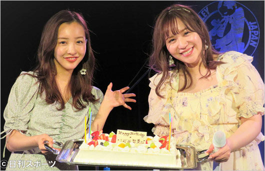 河西智美と親友・板野友美