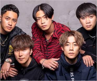 コムドットのメンバー画像