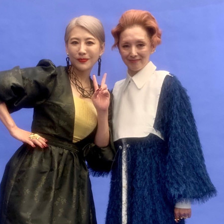 朴璐美と夏木マリ『舞台 千と千尋の神隠し』湯婆婆・銭婆役