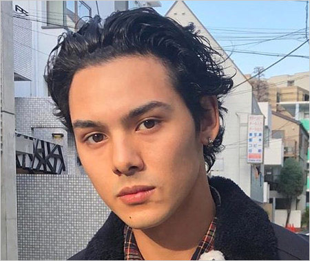 滝沢カレンの結婚相手・太田光る