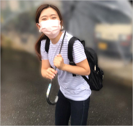 女性自身の取材受けた福原愛の私服姿画像
