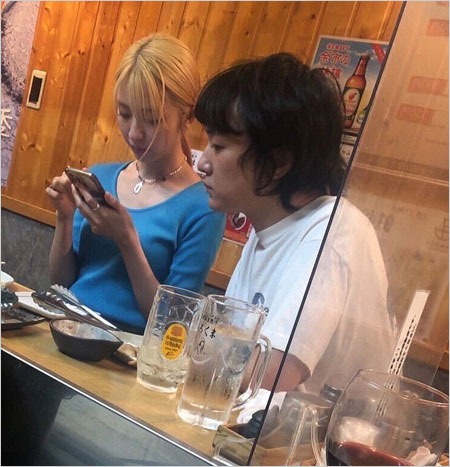 石崎ひゅーいと彼女・小島梨里杏