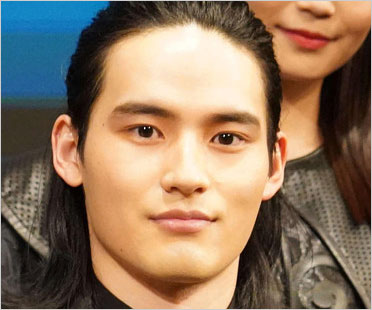 岡田健史