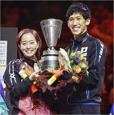 吉村真晴選手と石川佳純選手