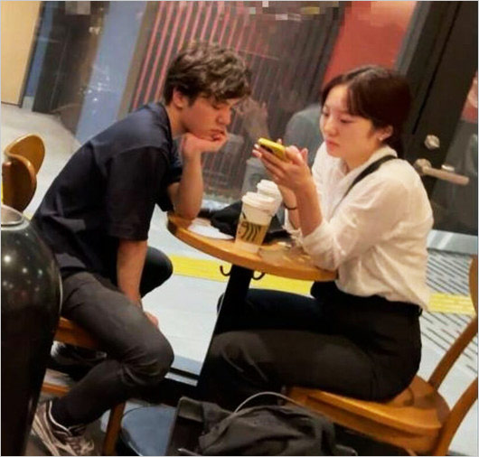 宇野昌磨と本田真凜の交際証拠デート画像（文春オンライン撮影）