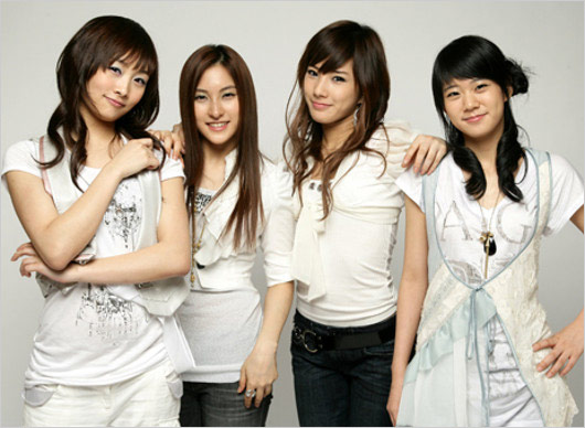 元KARA初期メンバーソンヒ・スンヨン・ギュリ・ニコルの画像