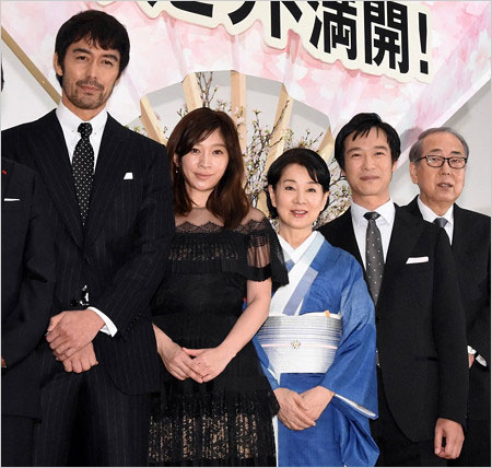 堺雅人＆阿部寛 映画『北の桜守』共演時の画像