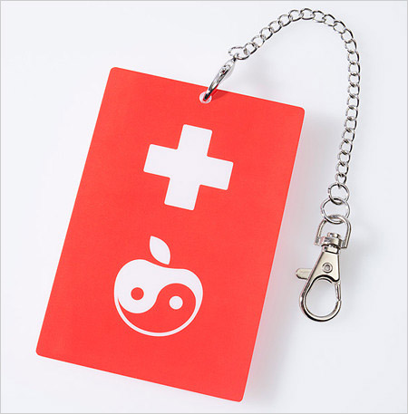 椎名林檎の炎上グッズ・ヘルプマークとデザイン酷似画像