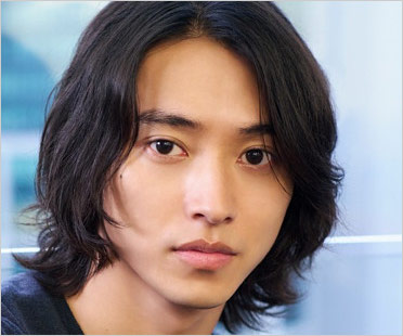山崎賢人