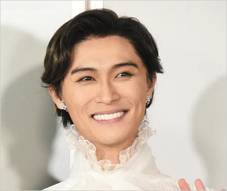 橋本良亮がミュージカル『スワンキング』出演時の顔画像