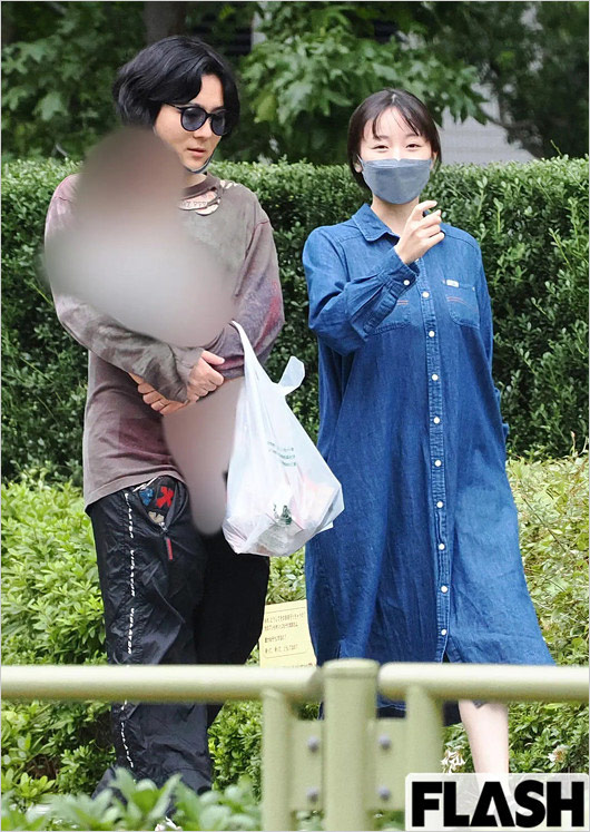 元欅坂46今泉佑唯と子供&ワタナベマホトの現在の顔画像(FLASH撮影)