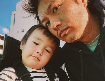 押尾学と息子の顔画像