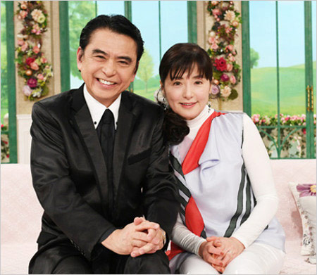 志垣太郎と奥さん白坂紀子『徹子の部屋』共演時の画像