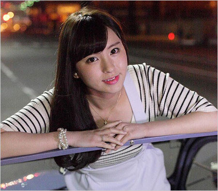 角谷暁子アナ慶應大学時代の画像