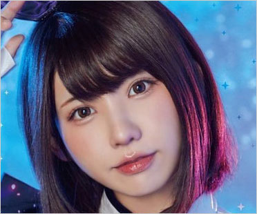 コスプレイヤーえなこ