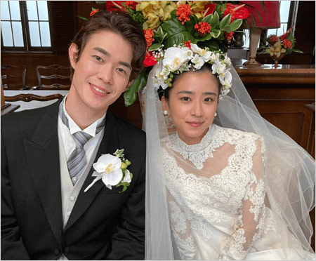 宮沢氷魚と黒島結菜『ちむどんどん』暢子・和彦の結婚式画像