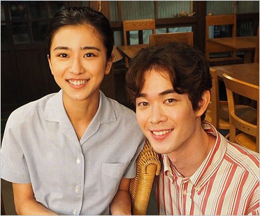 黒島結菜&宮沢氷魚