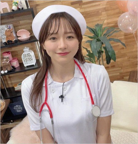 森香澄アナのナースコスプレ・インスタグラム画像