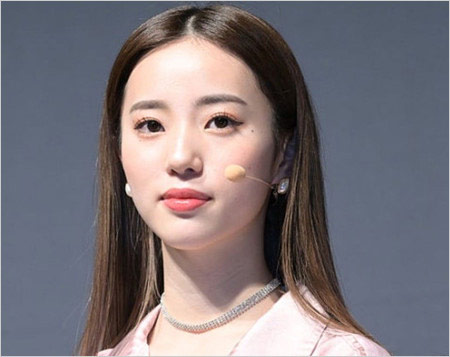 YouTuber中町兄妹・中町綾