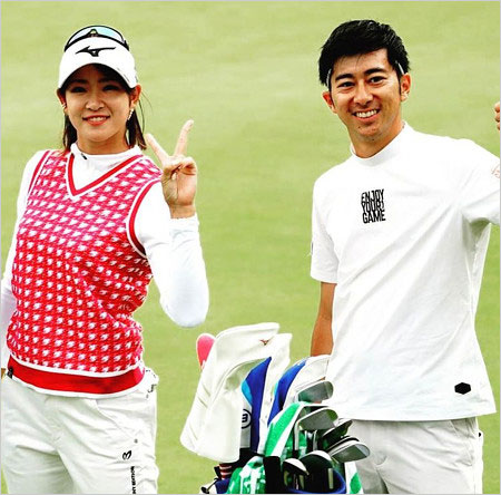 原英莉花と塚本岳キャディー