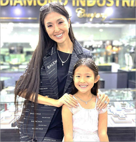 美元と長女の画像