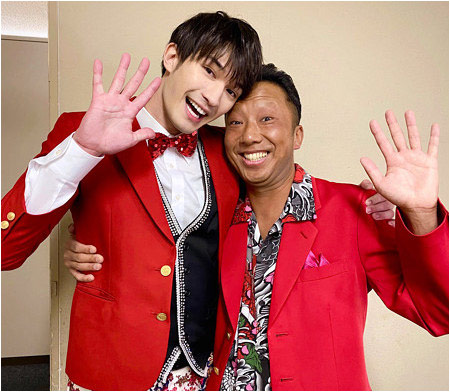 市川猿之助とSixTONESジェシー『最初はパー』共演画像