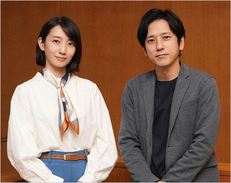 ビートたけしの小説映画『アナログ』共演の波瑠＆二宮和也