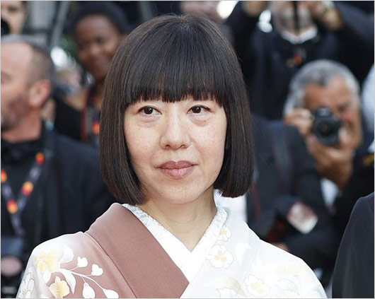 ビートたけしの妻の顔画像（カンヌ映画祭レッドカーペット登場時）