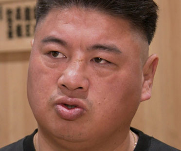 元関脇・嘉風(中村親方)