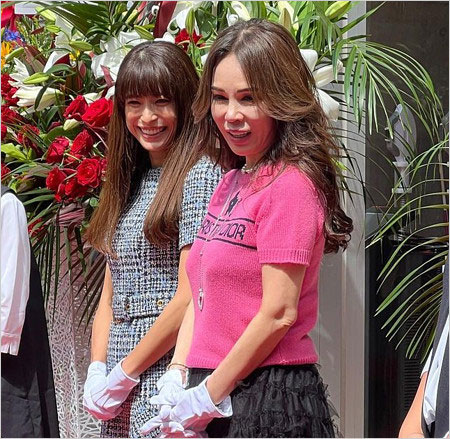 上原多香子とREVI言野優子社長