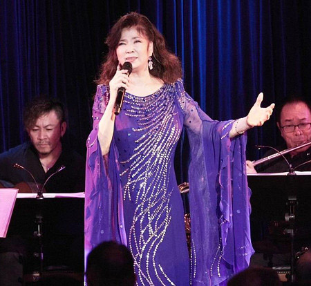 八代亜紀が膠原病で活動休止前の画像