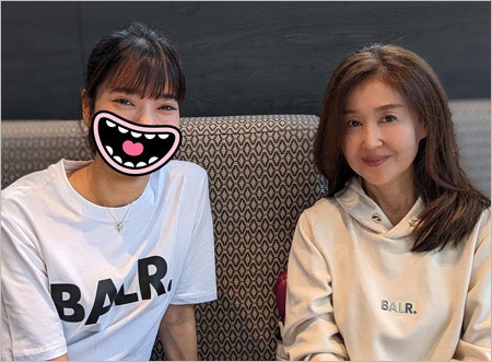 阪田絵莉と才賀紀左衛門の母親