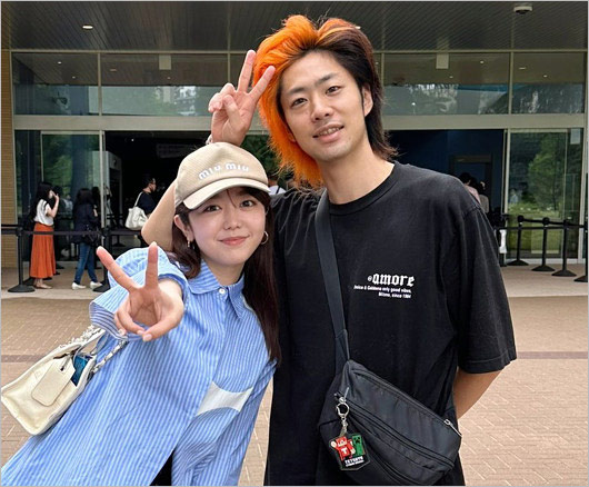 東海オンエアてつやと元AKB48峯岸みなみ